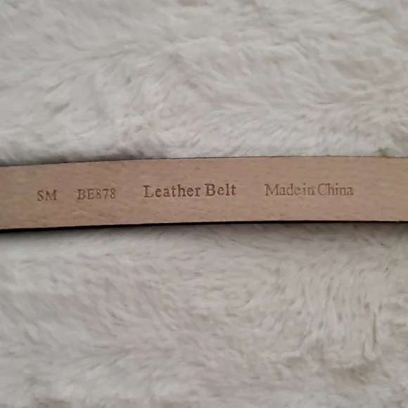 WHBM Adjustable Python Belt NWOT! - Picture 3 of 16